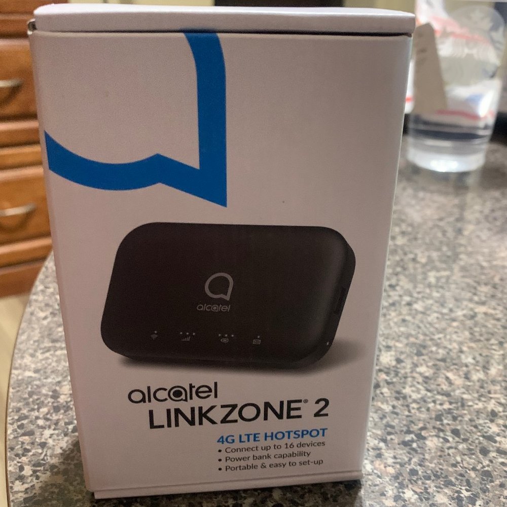 Alcatel Linkzone 2 Mobile WiFi Hotspot Modem 4G LTE Powerbank Boost Mobile ~NEW~
